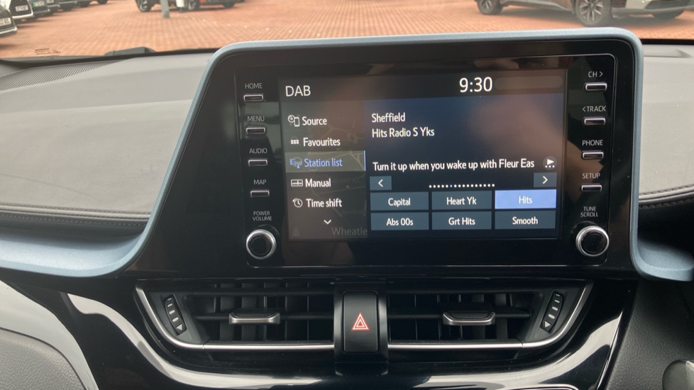 Toyota C-HR 2.0 Hybrid Design 5dr CVT Hybrid Hatchback - Image 40
