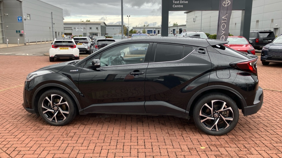Toyota C-HR 2.0 Hybrid Design 5dr CVT Hybrid Hatchback - Image 44