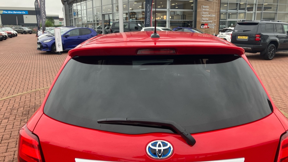 Toyota Yaris 1.5 Hybrid Excel TSS 5dr CVT Hybrid Hatchback - Image 37