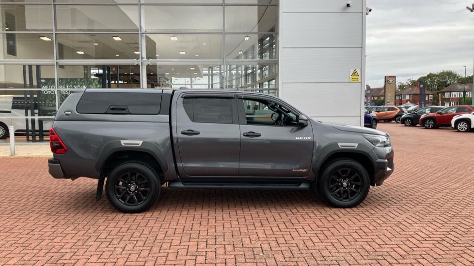 Toyota Hilux Diesel Invincible X D/Cab Pick Up 2.8 D-4D Auto - Image 23