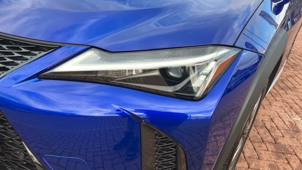 Lexus UX 250h 2.0 F-Sport Design 5dr CVT Hybrid Hatchback - Image 20