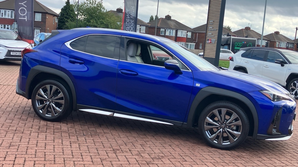 Lexus UX 250h 2.0 F-Sport Design 5dr CVT Hybrid Hatchback - Image 23