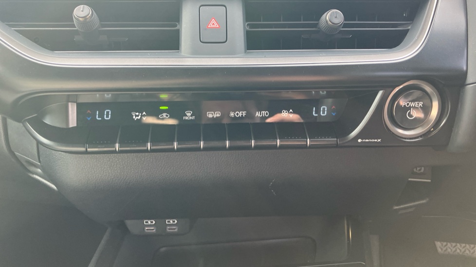 Lexus UX 250h 2.0 F-Sport Design 5dr CVT Hybrid Hatchback - Image 33