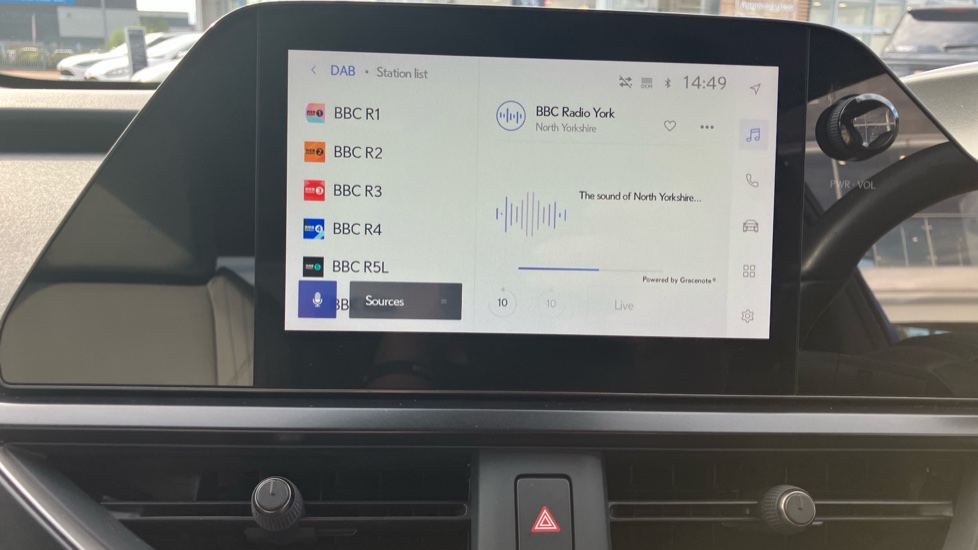 Lexus UX 250h 2.0 F-Sport Design 5dr CVT Hybrid Hatchback - Image 39