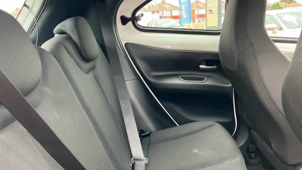 Toyota Aygo X 1.0 VVT-i Pure 5dr Petrol Hatchback - Image 8