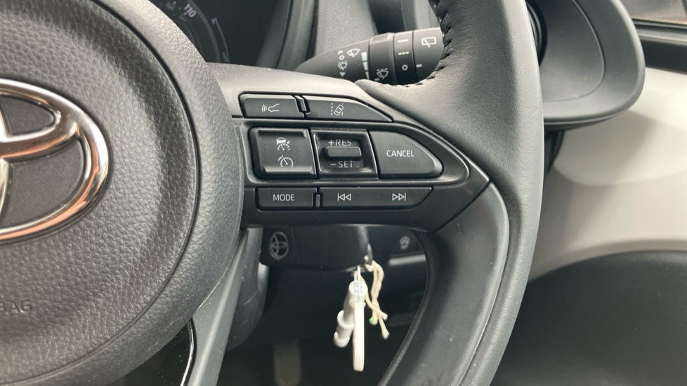 Toyota Aygo X 1.0 VVT-i Pure 5dr Petrol Hatchback - Image 29