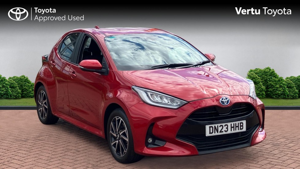 Toyota Yaris 1.5 Hybrid Design 5dr CVT Hybrid Hatchback - Image 1