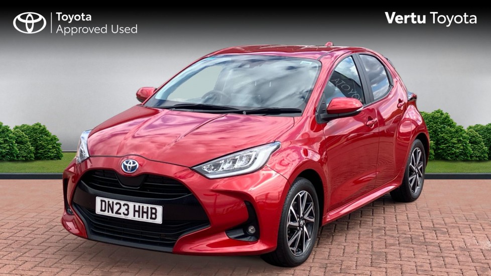 Toyota Yaris 1.5 Hybrid Design 5dr CVT Hybrid Hatchback - Image 3