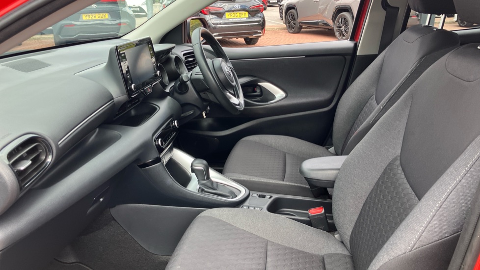 Toyota Yaris 1.5 Hybrid Design 5dr CVT Hybrid Hatchback - Image 5