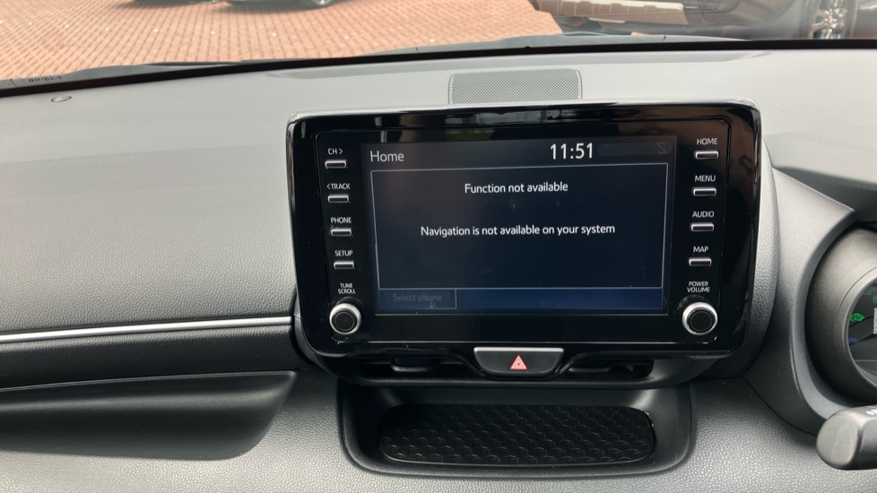 Toyota Yaris 1.5 Hybrid Design 5dr CVT Hybrid Hatchback - Image 9