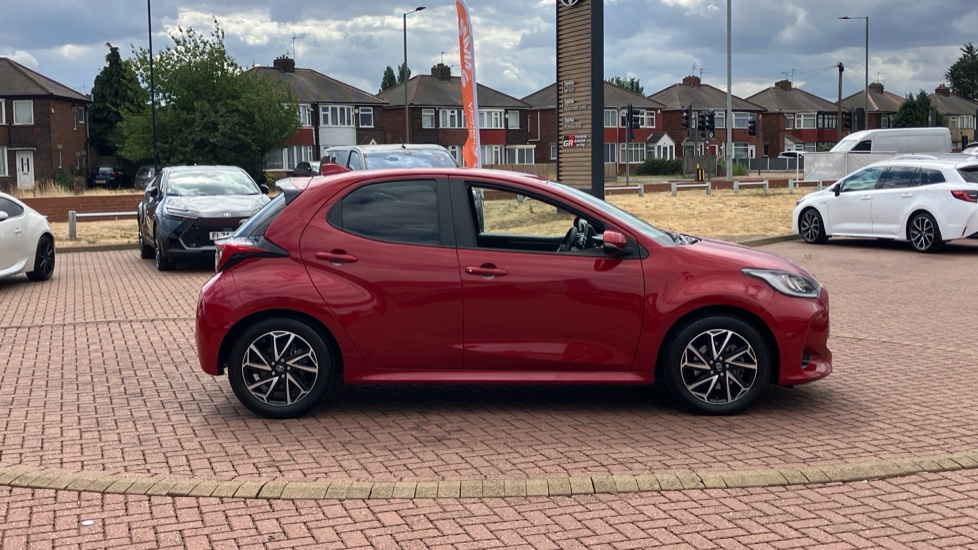 Toyota Yaris 1.5 Hybrid Design 5dr CVT Hybrid Hatchback - Image 23