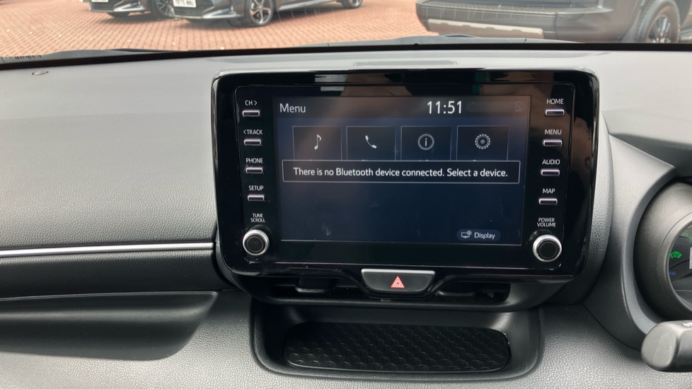Toyota Yaris 1.5 Hybrid Design 5dr CVT Hybrid Hatchback - Image 38