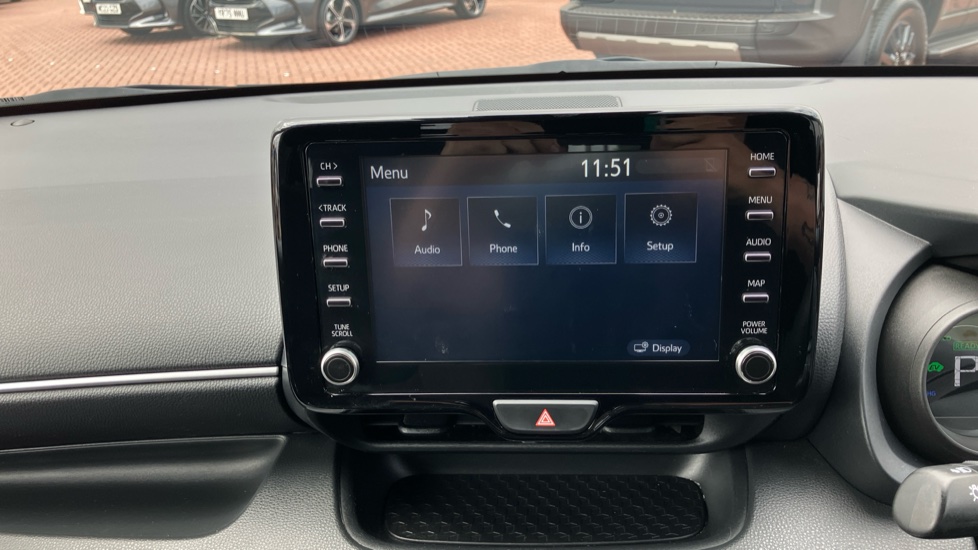 Toyota Yaris 1.5 Hybrid Design 5dr CVT Hybrid Hatchback - Image 40