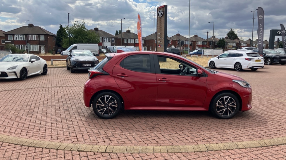 Toyota Yaris 1.5 Hybrid Design 5dr CVT Hybrid Hatchback - Image 43