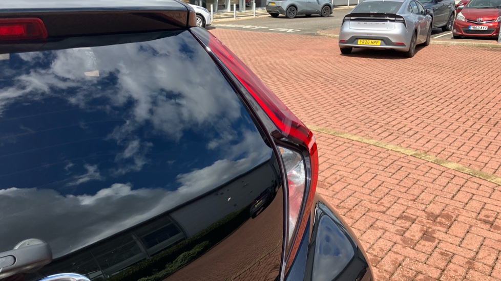 Toyota Aygo X 1.0 VVT-i Edge 5dr Petrol Hatchback - Image 21
