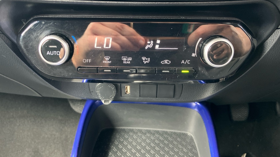 Toyota Aygo X 1.0 VVT-i Edge 5dr Petrol Hatchback - Image 33