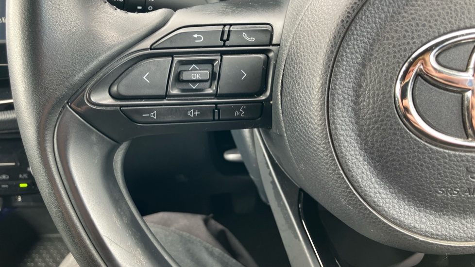Toyota Aygo X 1.0 VVT-i Edge 5dr Petrol Hatchback - Image 34