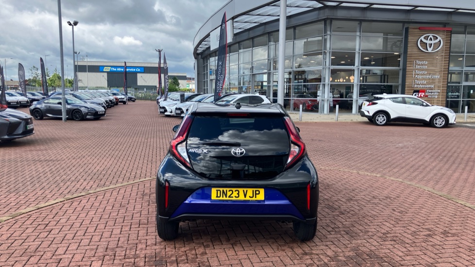 Toyota Aygo X 1.0 VVT-i Edge 5dr Petrol Hatchback - Image 46