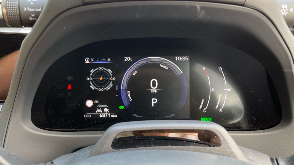 Lexus UX 300h 2.0 Premium 5dr CVT Hybrid Hatchback - Image 11