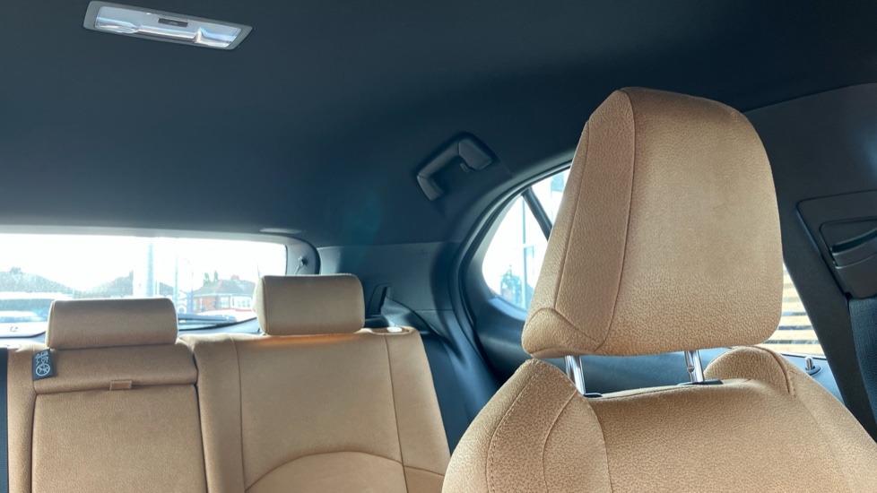 Lexus UX 300h 2.0 Premium 5dr CVT Hybrid Hatchback - Image 19