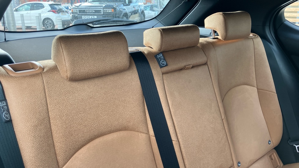 Lexus UX 300h 2.0 Premium 5dr CVT Hybrid Hatchback - Image 59