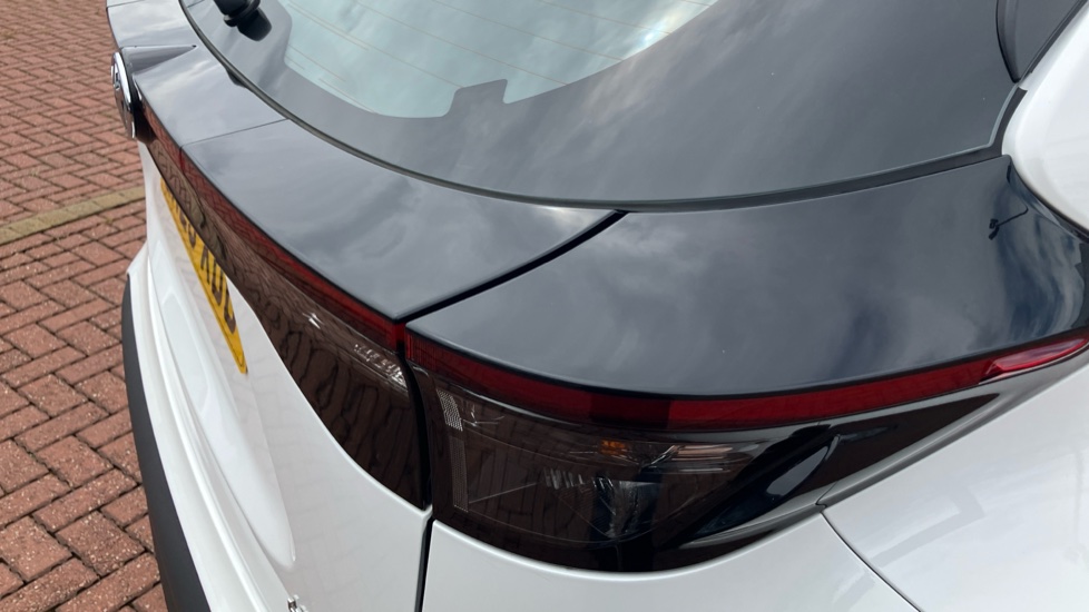 Toyota Yaris Cross 1.5 Hybrid Icon 5dr CVT Hybrid Estate - Image 21
