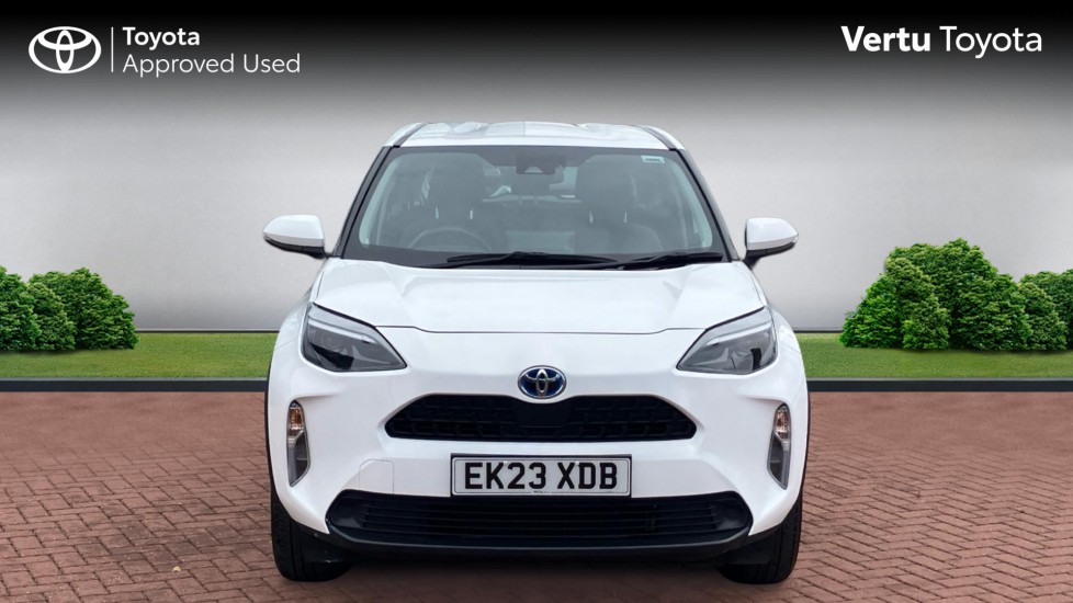 Toyota Yaris Cross 1.5 Hybrid Icon 5dr CVT Hybrid Estate - Image 22