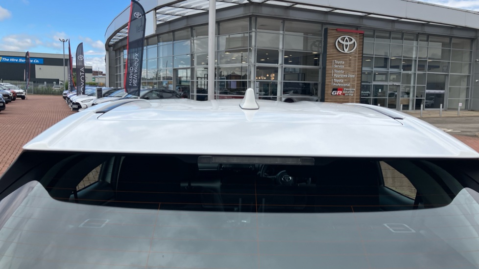 Toyota Yaris Cross 1.5 Hybrid Icon 5dr CVT Hybrid Estate - Image 37