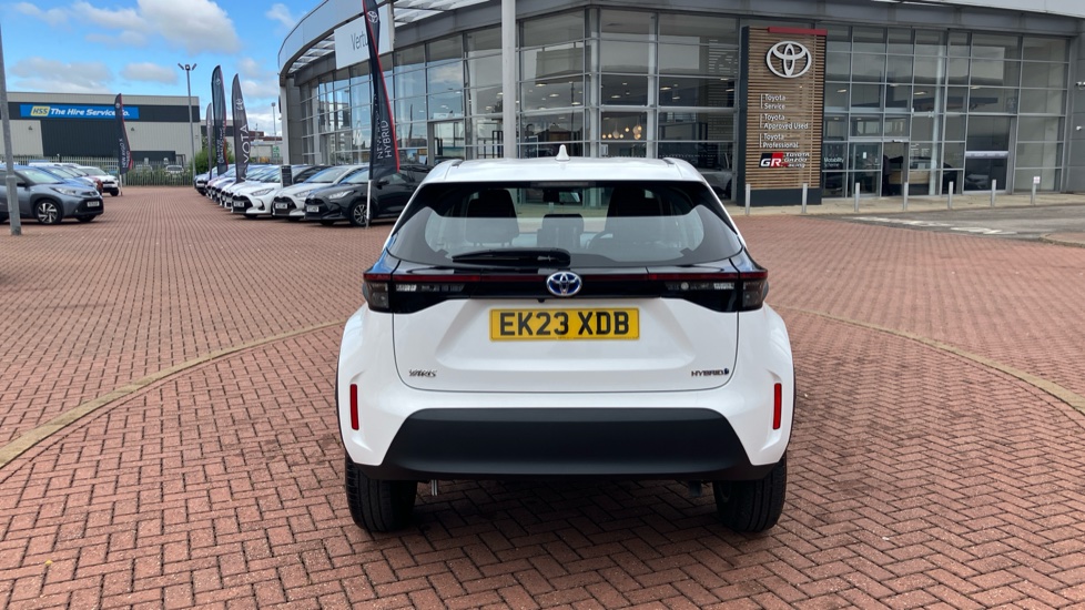 Toyota Yaris Cross 1.5 Hybrid Icon 5dr CVT Hybrid Estate - Image 43
