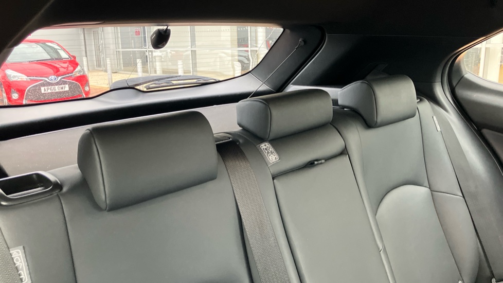 Lexus UX 250h 2.0 5dr CVT [without Nav] Hybrid Hatchback - Image 35