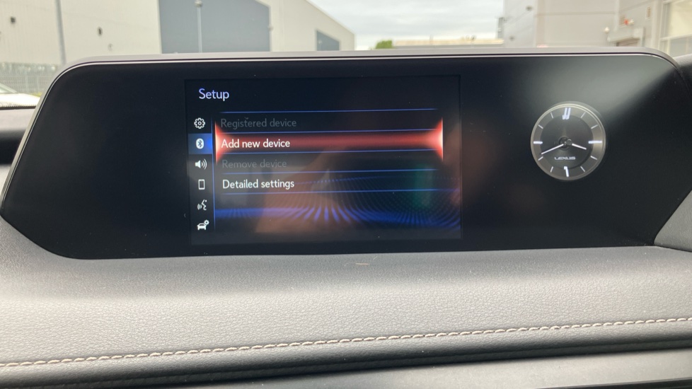 Lexus UX 250h 2.0 5dr CVT [without Nav] Hybrid Hatchback - Image 38
