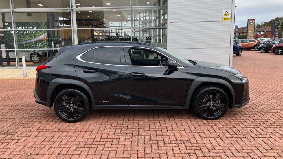 Lexus UX 250h 2.0 5dr CVT [without Nav] Hybrid Hatchback - Image 43