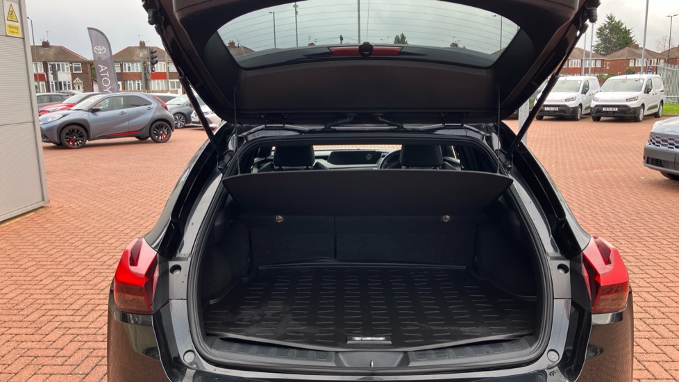 Lexus UX 250h 2.0 5dr CVT [without Nav] Hybrid Hatchback - Image 53