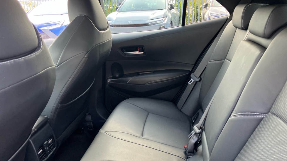 Toyota Corolla 1.8 Hybrid Excel 5dr CVT Hybrid Hatchback - Image 15