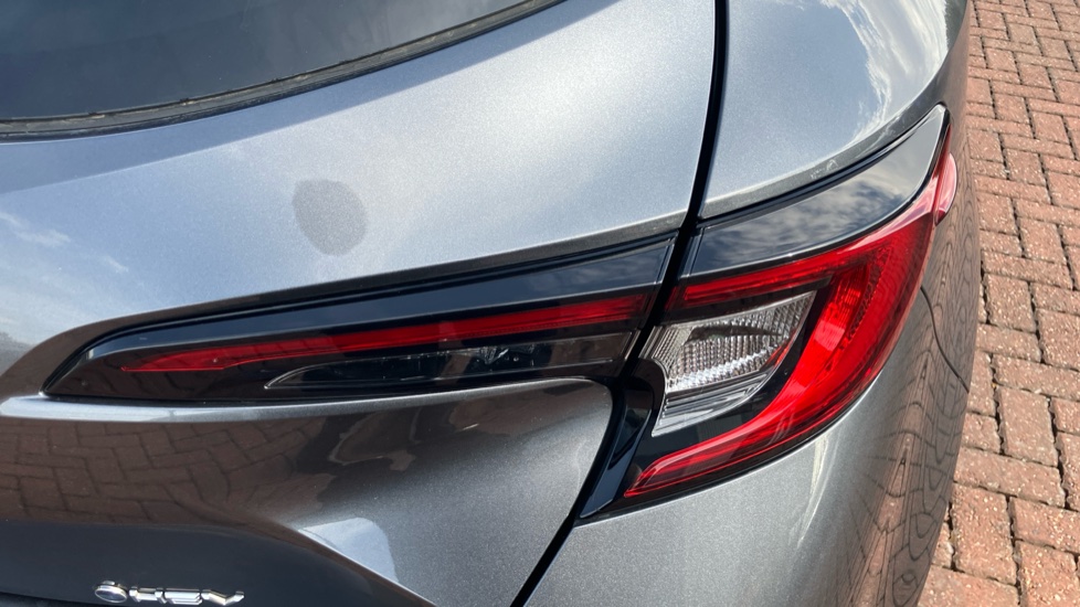 Toyota Corolla 1.8 Hybrid Excel 5dr CVT Hybrid Hatchback - Image 21