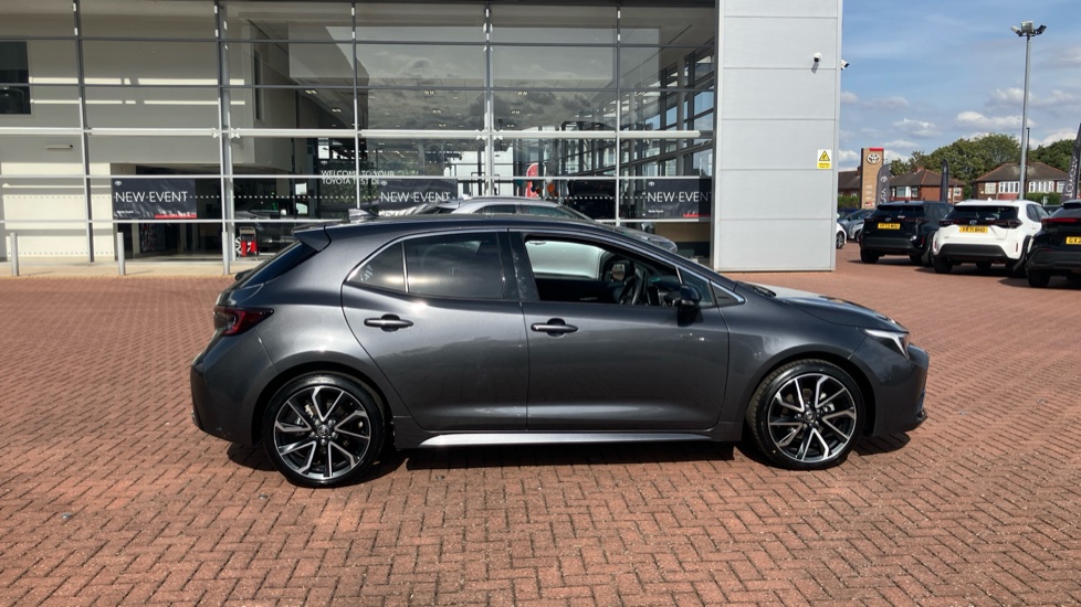 Toyota Corolla 1.8 Hybrid Excel 5dr CVT Hybrid Hatchback - Image 23