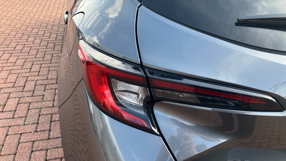 Toyota Corolla 1.8 Hybrid Excel 5dr CVT Hybrid Hatchback - Image 36