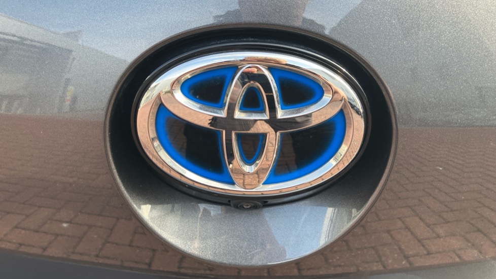 Toyota Corolla 1.8 Hybrid Excel 5dr CVT Hybrid Hatchback - Image 52