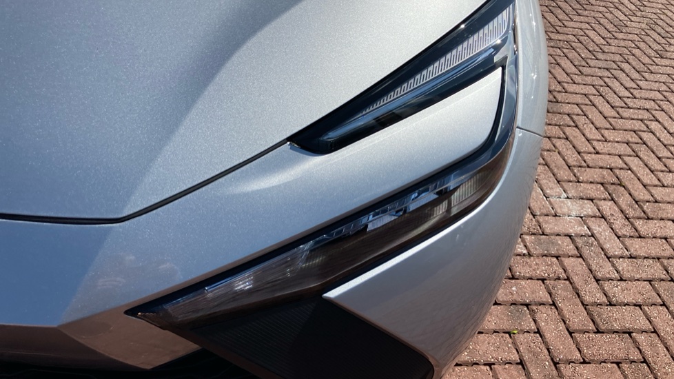 Toyota C-HR 1.8 Hybrid Design 5dr CVT Hybrid Hatchback - Image 20