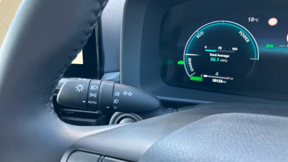 Toyota C-HR 1.8 Hybrid Design 5dr CVT Hybrid Hatchback - Image 31