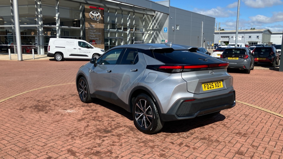 Toyota C-HR 1.8 Hybrid Design 5dr CVT Hybrid Hatchback - Image 45