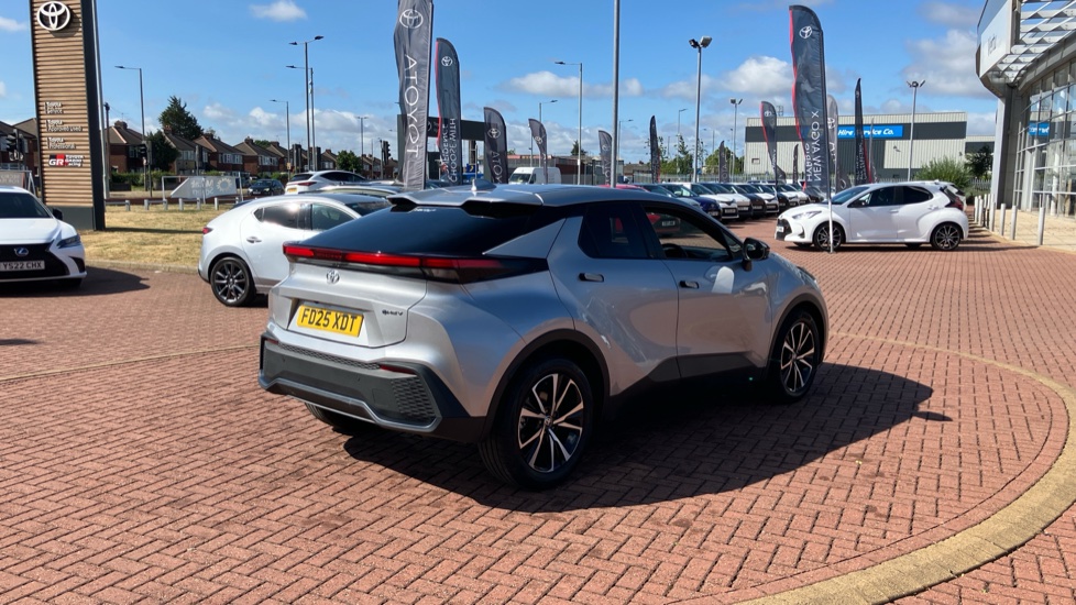 Toyota C-HR 1.8 Hybrid Design 5dr CVT Hybrid Hatchback - Image 50
