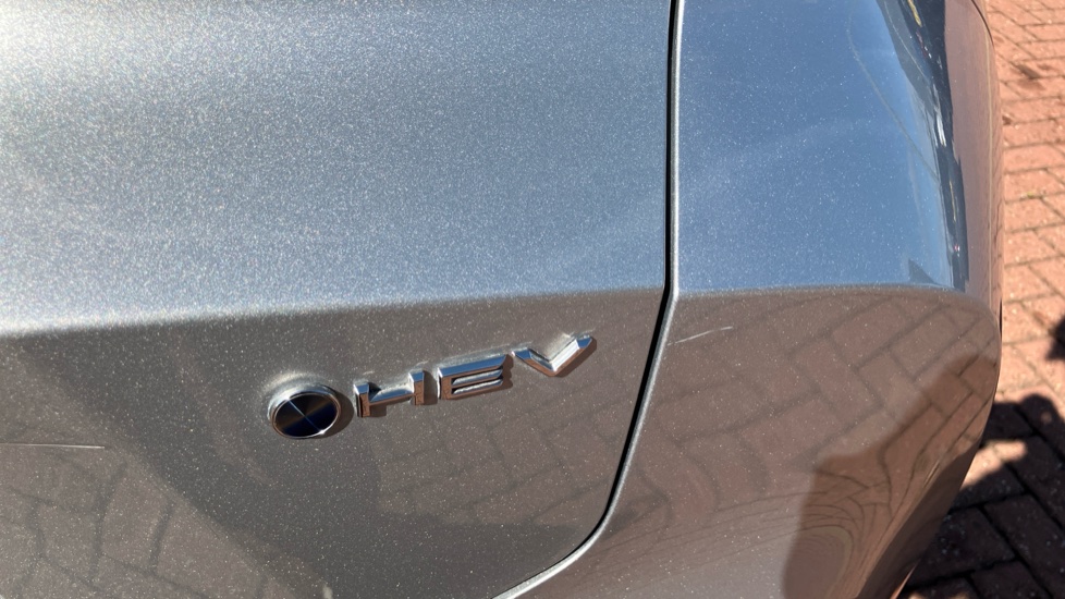 Toyota C-HR 1.8 Hybrid Design 5dr CVT Hybrid Hatchback - Image 54