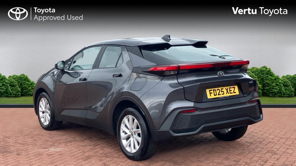 Toyota C-HR 1.8 Hybrid Icon 5dr CVT Hybrid Hatchback - Image 4