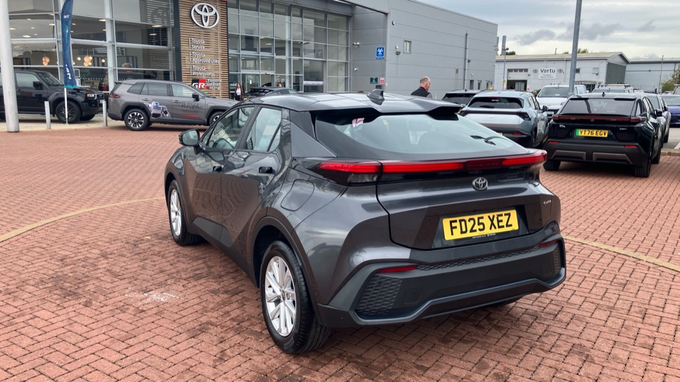 Toyota C-HR 1.8 Hybrid Icon 5dr CVT Hybrid Hatchback - Image 46