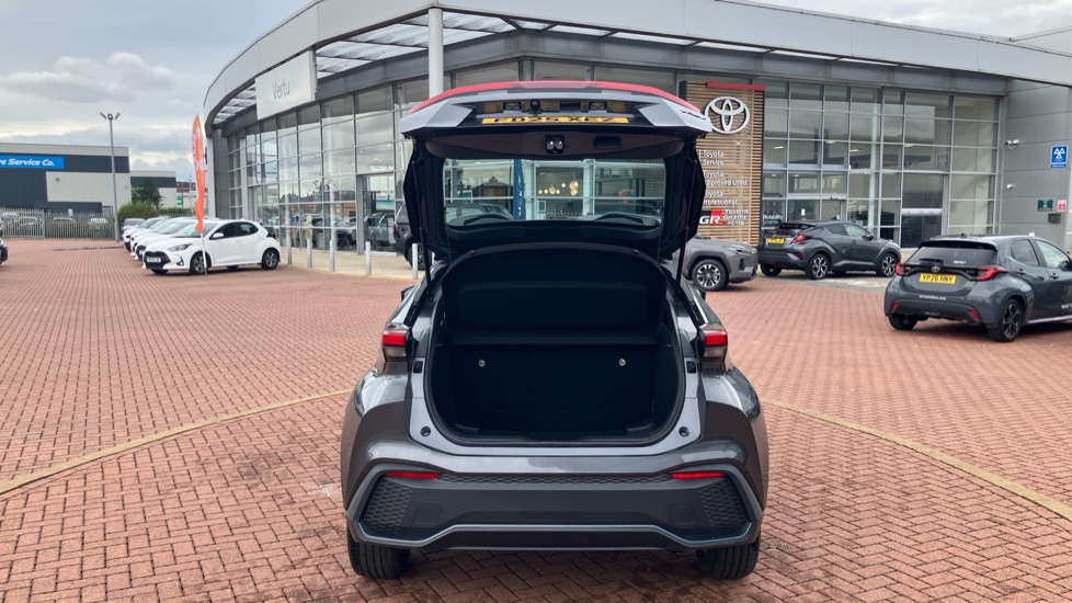 Toyota C-HR 1.8 Hybrid Icon 5dr CVT Hybrid Hatchback - Image 53