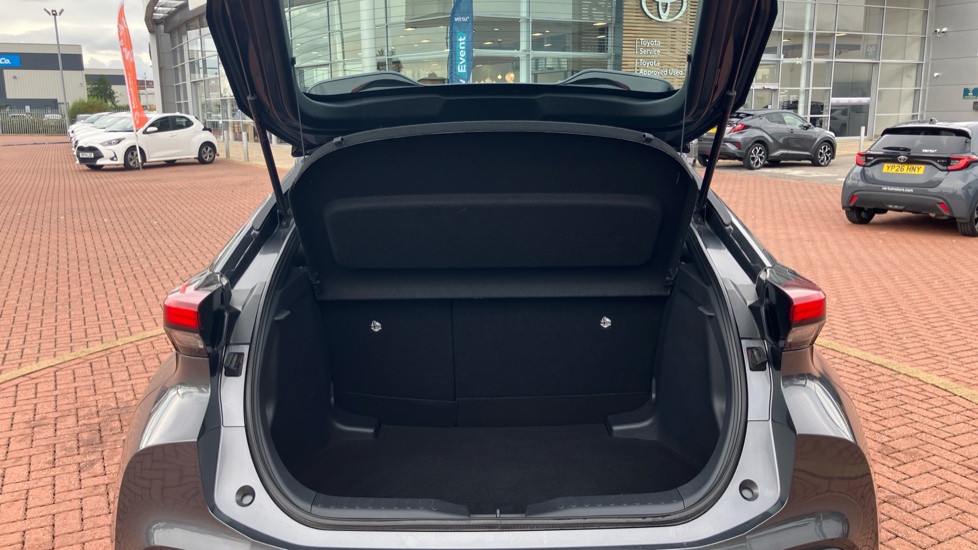 Toyota C-HR 1.8 Hybrid Icon 5dr CVT Hybrid Hatchback - Image 54