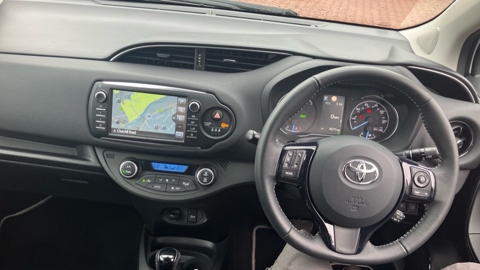 Toyota Yaris 1.5 Hybrid Design 5dr CVT Hybrid Hatchback - Image 6