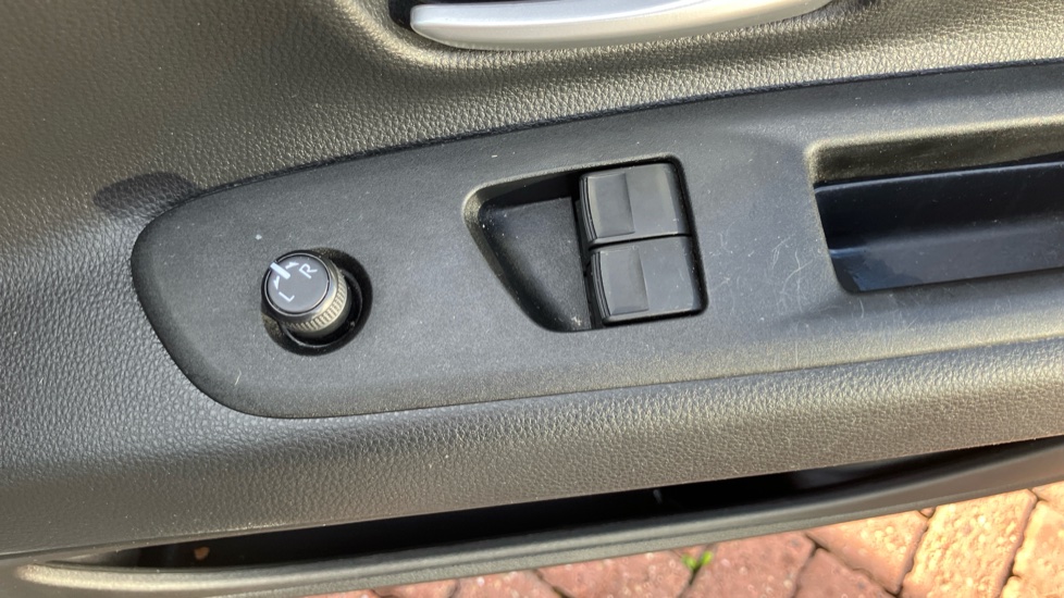 Toyota Aygo X 1.0 VVT-i Pure 5dr Auto Petrol Hatchback - Image 30