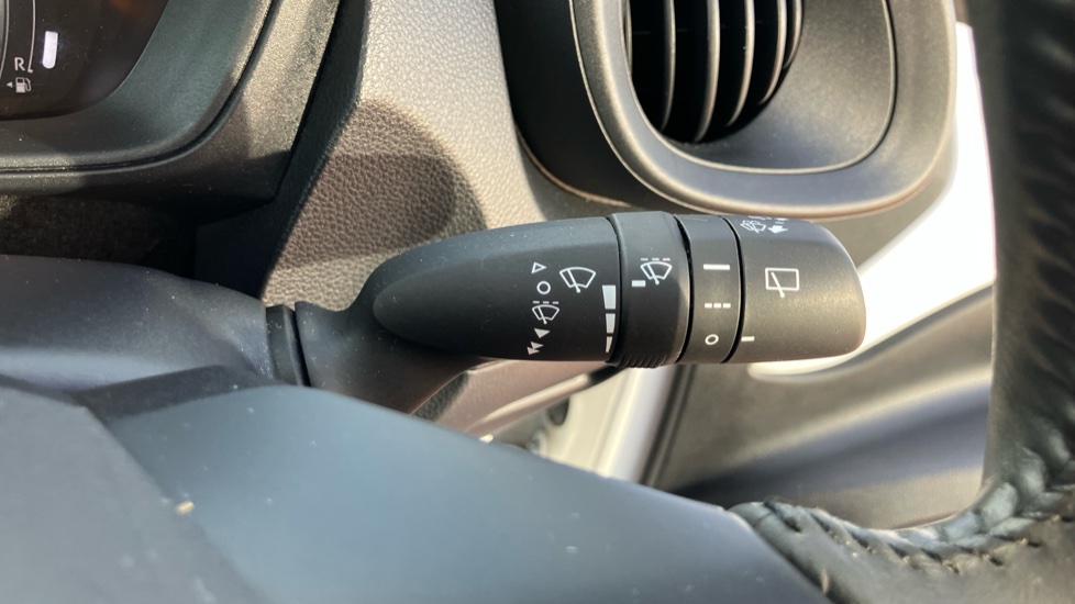 Toyota Aygo X 1.0 VVT-i Pure 5dr Auto Petrol Hatchback - Image 32